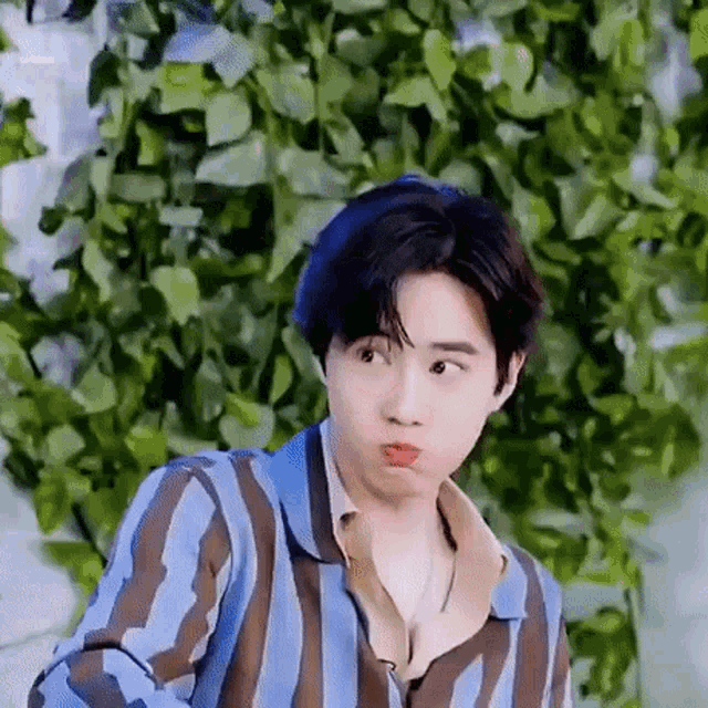Suho Exo Party Time GIF - Suho Exo Party Time Party Time Suho GIFs