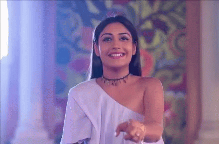 Surbhi Chandna Annika GIF - Surbhi Chandna Annika Excited GIFs