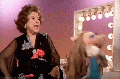 Ethel Merman Miss Piggy GIF - Ethel Merman Miss Piggy Muppets GIFs