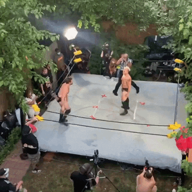 Backyard Wrestling Smack GIF - Backyard Wrestling Smack Slap GIFs