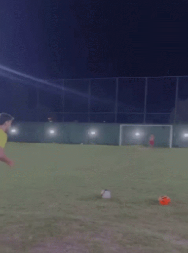 Lucas Viana Kick Ball GIF - Lucas Viana Kick Ball Football GIFs
