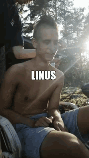 Linus Roslin Korpo Times Jee GIF - Linus Roslin Korpo Times Jee Linus Roslin GIFs