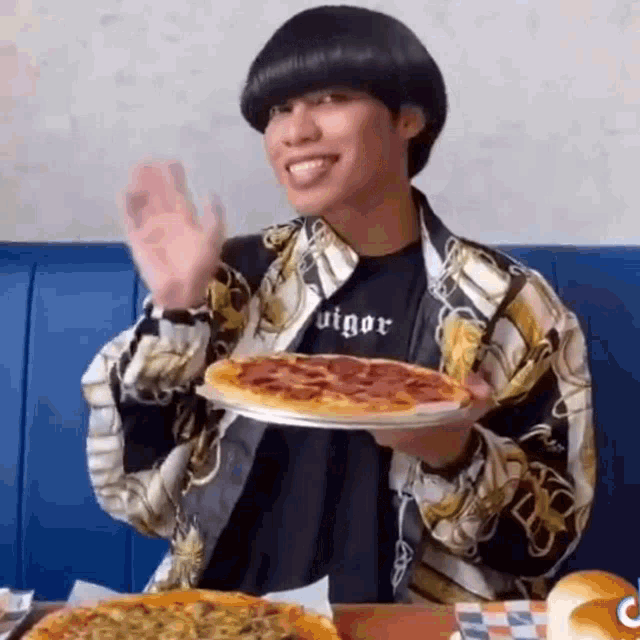 Brojabro Pizza GIF - Brojabro Pizza Happy GIFs