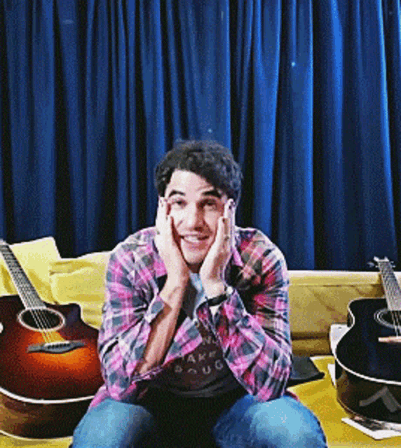 Darren Criss Confused GIF - Darren Criss Confused In Trouble GIFs
