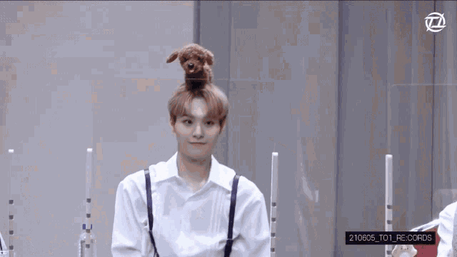 Too To1 GIF