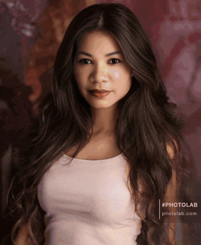 a photo of a woman with #photolab written below her
