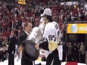 a hockey player with the number 83 on his jersey