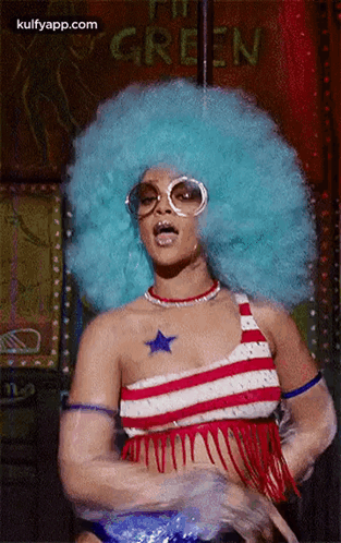 Green.Gif GIF - Green Rihanna Valerian And-the-city-of-a-thousand-planets GIFs