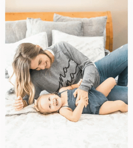 Gift For New Mom GIF - Gift For New Mom GIFs