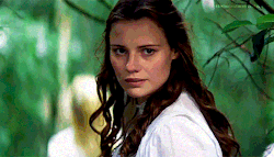 Lily Sullivan GIF - Tenor