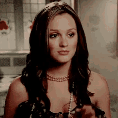 Leighton Meester Blair Waldorf GIF