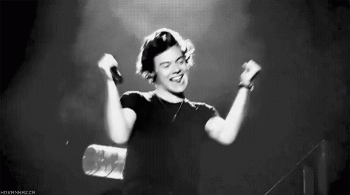 Harry Styles Laughing GIF - Harry Styles Laughing Dance GIFs