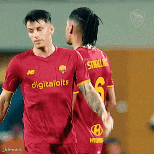 As Roma Roger Ibanez GIF - As Roma Roger Ibanez Ibanez GIFs