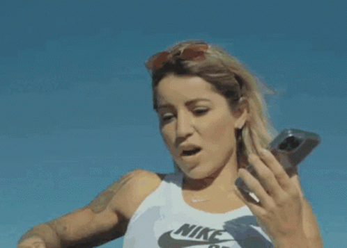 Leticia Bufoni Bufoni GIF - Leticia Bufoni Bufoni Tongue Out GIFs