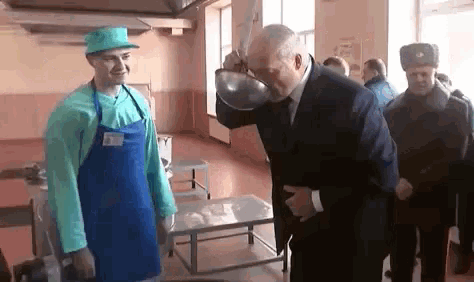 лукашенко бацька беларусь пить GIF - Lukashenko Belarus President Of Belarus GIFs