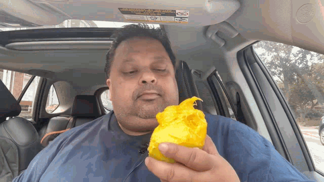 Mango Yum Eating GIF - Mango Yum Eating GIFs