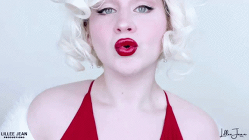 Lillee Jean Marilyn Monroe GIF - Lillee Jean Marilyn Monroe Mind Over Beaute GIFs