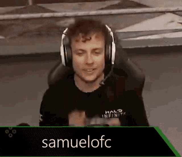 Xbox On Samuelofc GIF - Xbox On Samuelofc Gamer GIFs