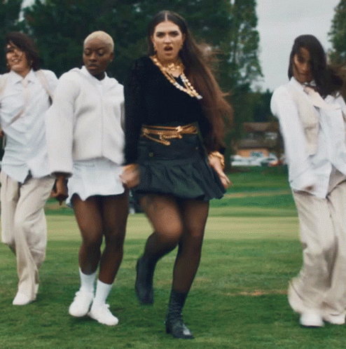 Dancing Mae Muller GIF - Dancing Mae Muller I Just Came To Dance Song GIFs