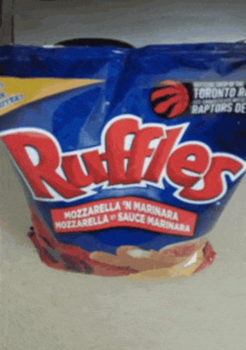 Ruffles Mozzarella N Marinara GIF - Ruffles Mozzarella N Marinara Chips GIFs