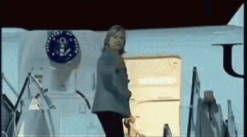 Hillary Clinton GIF - Hillary Clinton Wave GIFs