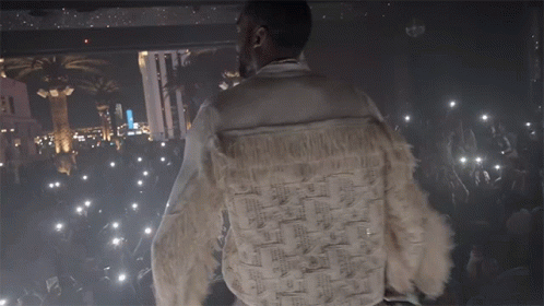 Hyping The Audience Meek Mill GIF - Hyping The Audience Meek Mill Interacting With The Audience GIFs