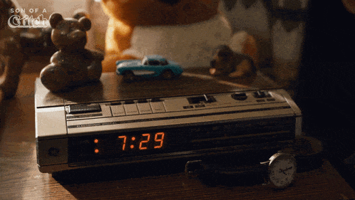 Alarm Clock Son Of A Critch GIF - Alarm Clock Son Of A Critch Time To Wake Up GIFs
