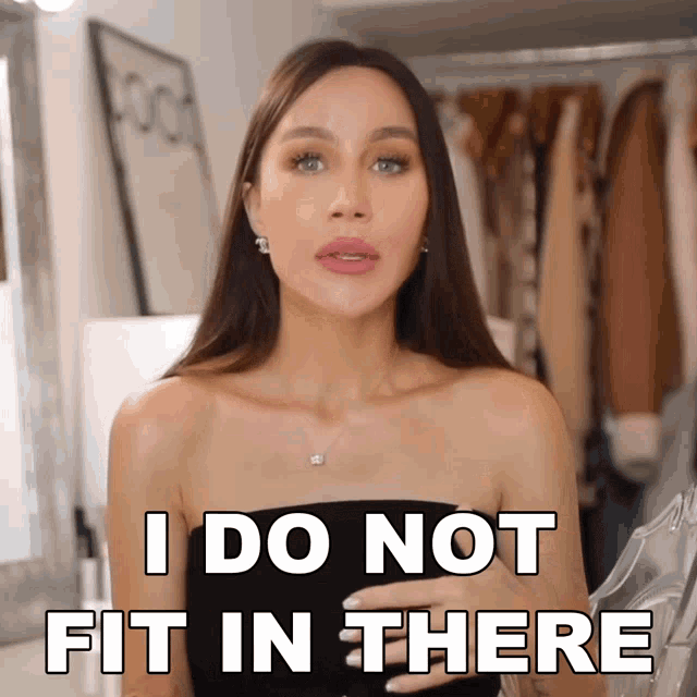 I Do Not Fit In There Lisa Alexandra GIF - I Do Not Fit In There Lisa Alexandra Coco Lili GIFs