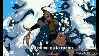 a cartoon scene with the words " mi chica es la razón "