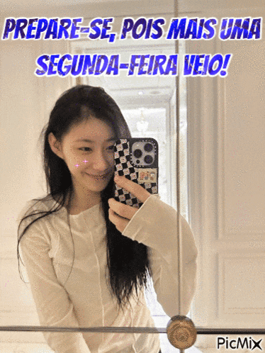 a girl is taking a selfie in front of a mirror with a caption that says prepare-se