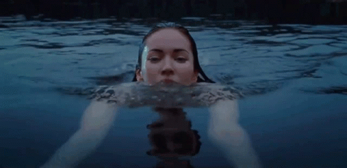 Jennifers Body Megan Fox GIF - Jennifers Body Megan Fox Swimming GIFs