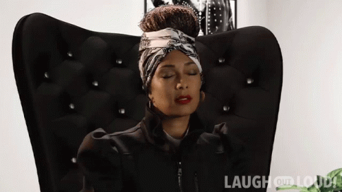 Stay Centered Amanda Seales GIF - Stay Centered Amanda Seales Meditate With Me GIFs