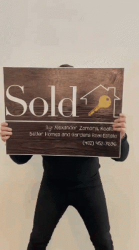Alexander Zamora Sold GIF - Alexander Zamora Sold Under Contract GIFs