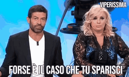 Viperissima Tina Cipollari Uominiedonne Trash Gif Reaction Tv Disappear GIF