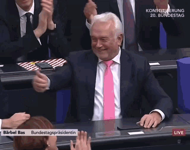 Kubicki Bundestag GIF - Kubicki Bundestag überlegen GIFs