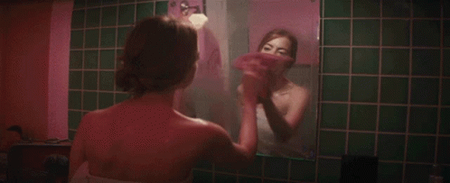 Emma Stone Lala Land GIF - Emma Stone Lala Land Wipe Mirror GIFs