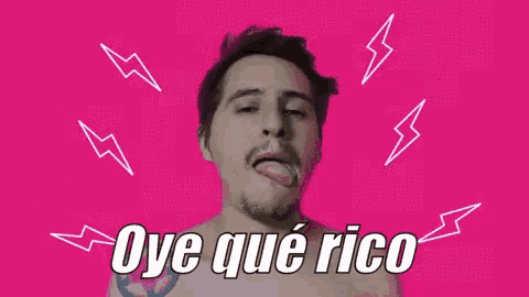 a shirtless man is standing in front of a pink background with lightning bolts and the words oye que rico .