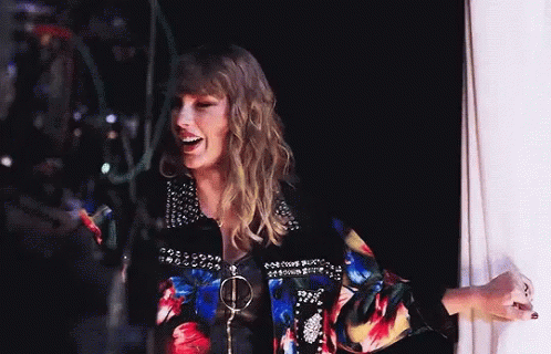 Taylor Swift Huh GIF - Taylor Swift Huh Laugh GIFs