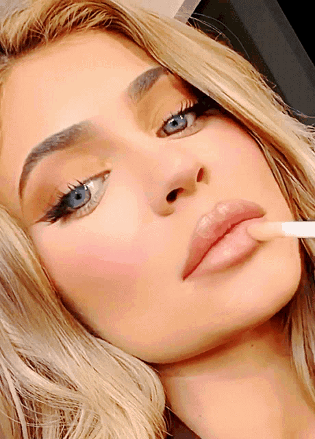 Kyliejenner Blonde GIF