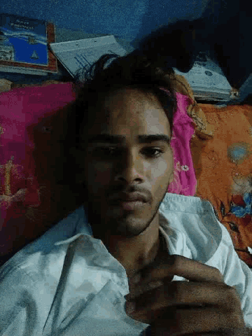 Chal Nikal Out GIF - Chal Nikal Out Point GIFs