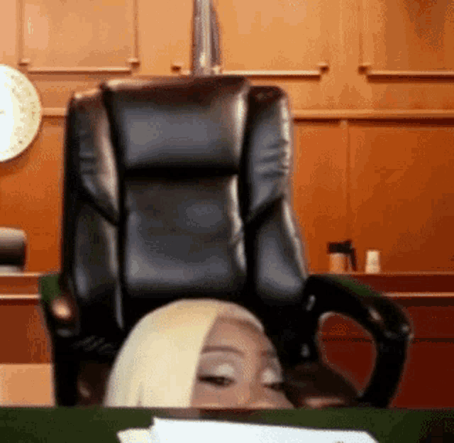 Ts Madison Office Chair GIF - Ts Madison Office Chair Hiding GIFs
