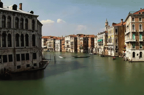 Speeding Venice GIF - Venice Itlay GIFs