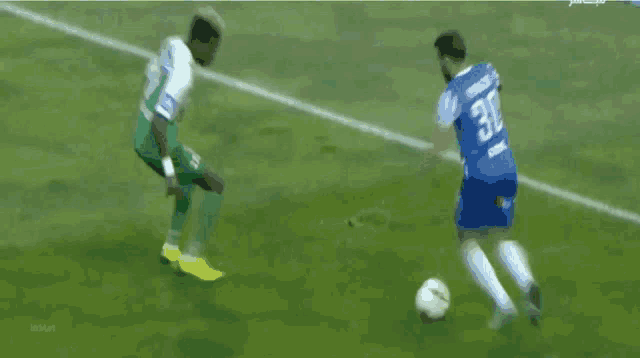 a soccer player with the number 30 on their jersey