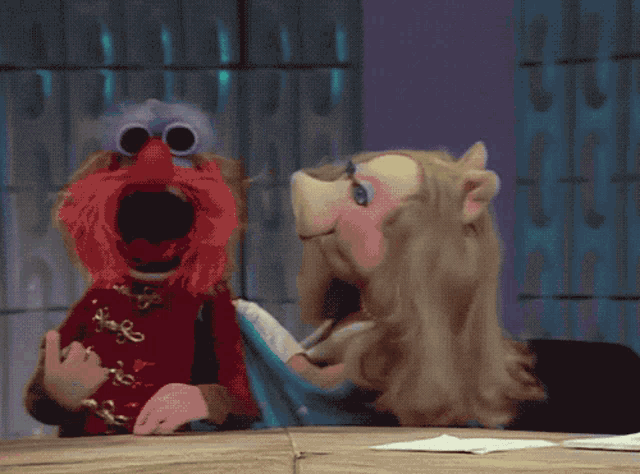Muppets Floyd GIF - Muppets Floyd Miss Piggy GIFs