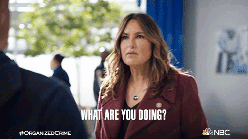 What Are You Doing Captain Olivia Benson GIF - What Are You Doing Captain Olivia Benson Mariska Hargitay GIFs