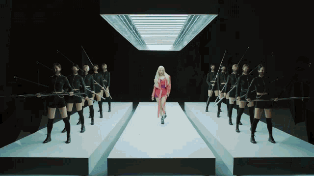 Everglow Kpop GIF