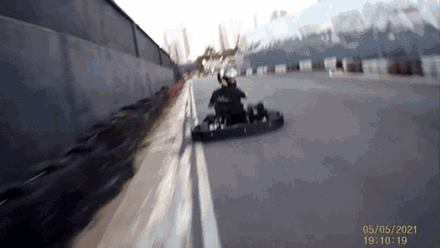 Kart Punchcaio Kart GIF - Kart Punchcaio Kart Punch Caio GIFs