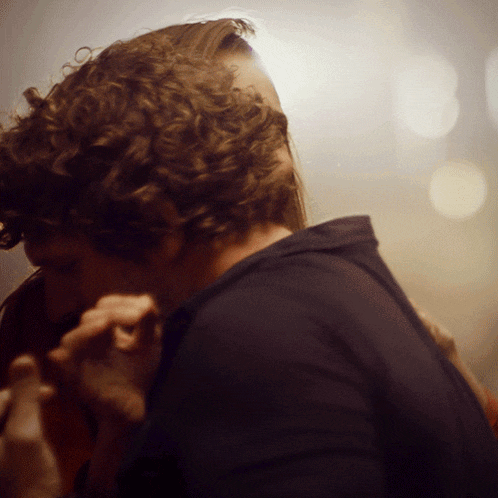 Hugging Billy Currington GIF - Hugging Billy Currington Don'T It Song GIFs