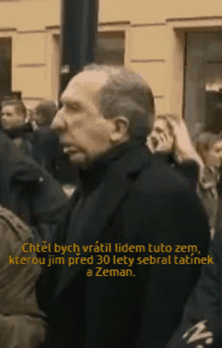 Klaus Mladsi Krivak GIF - Klaus Mladsi Krivak Zlodeji GIFs