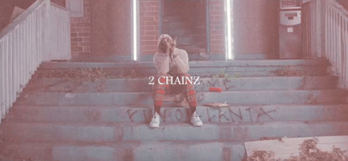 2chainz Blue Cheese Song GIF - 2chainz Blue Cheese Song Posted Up GIFs